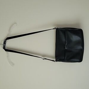 Derek Alexander CENTRAL PARK- Large Twin Top Zippered Bag in Black